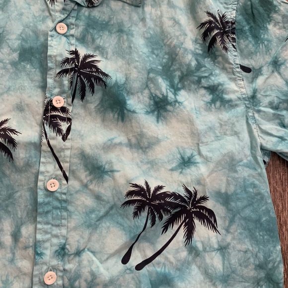 Palm Tree Button Down Shirt - Picture 2 of 4